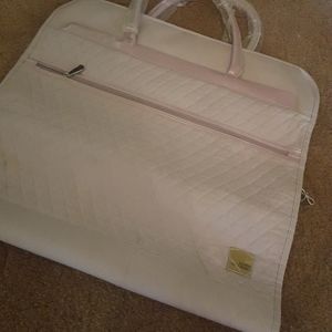 Travel garment bag